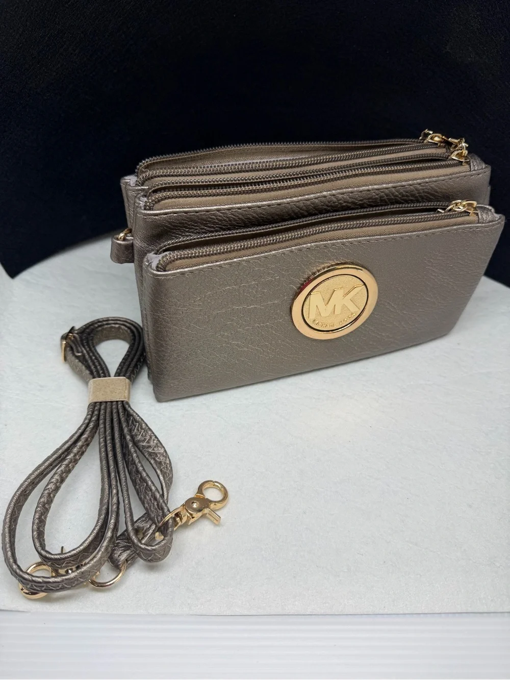 Michael Kors Fulton Triple Zip Leather Wristlet Crossbody Bag – Pewter Metallic